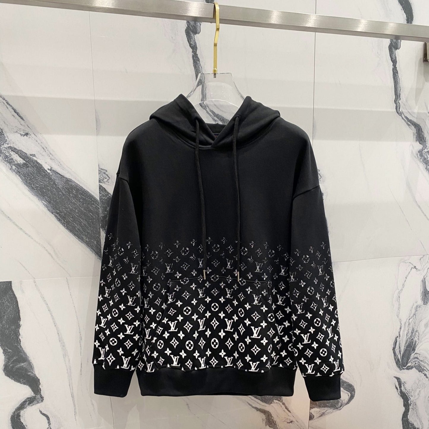 452 | Louis Vuitton