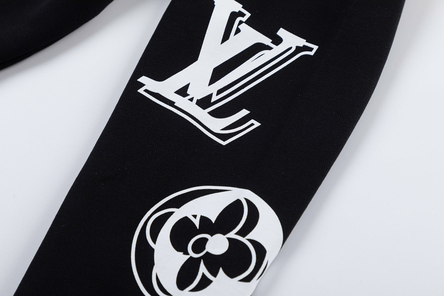 450 | Louis Vuitton