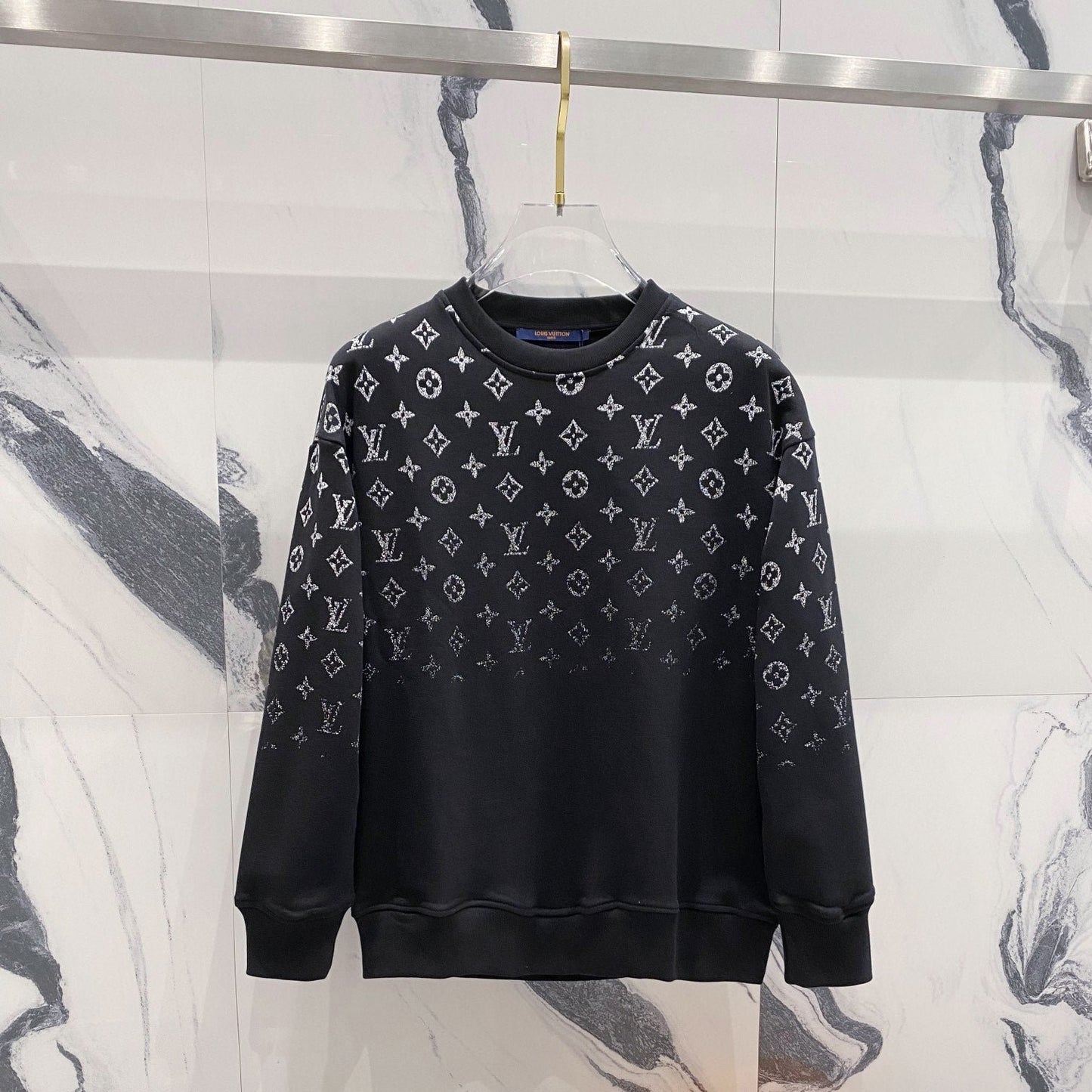 427 | Louis Vuitton