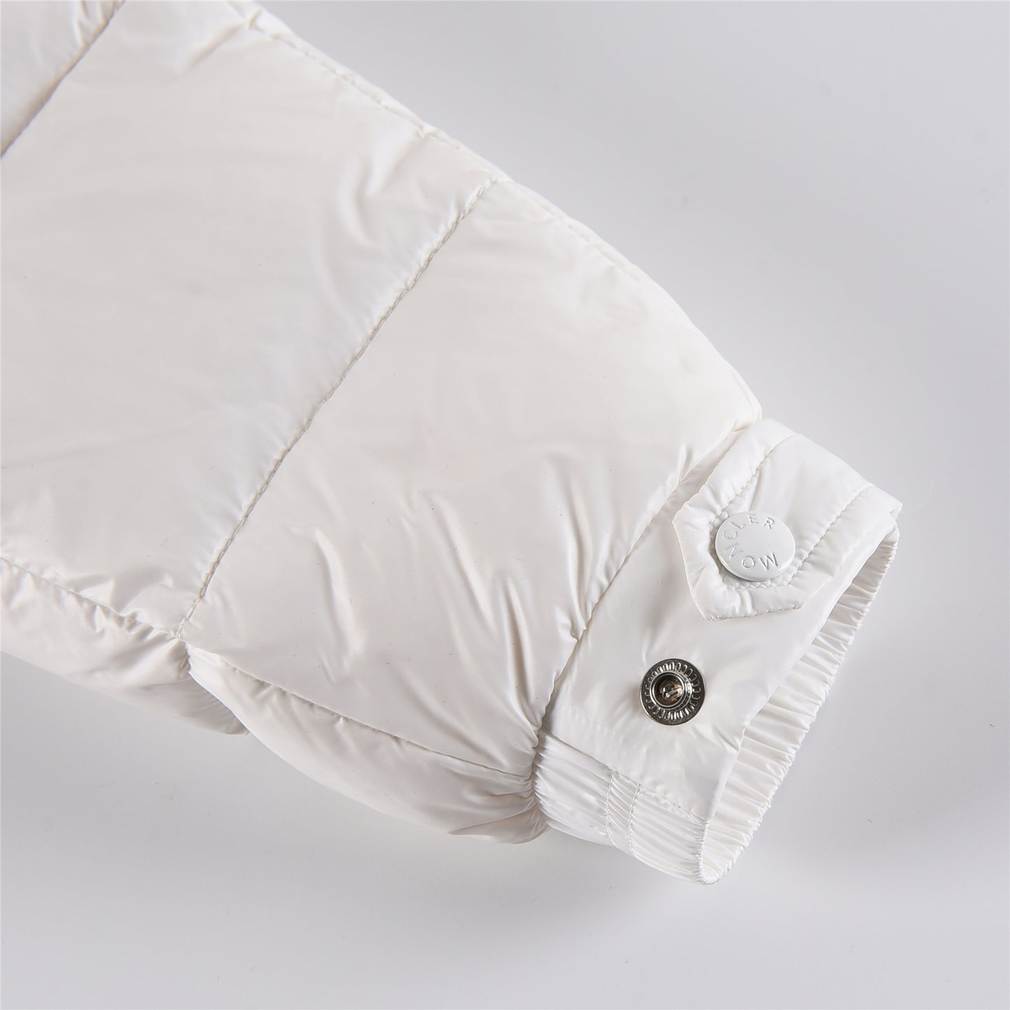 18 | Moncler