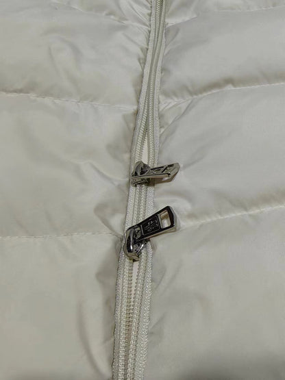 1058 | Moncler